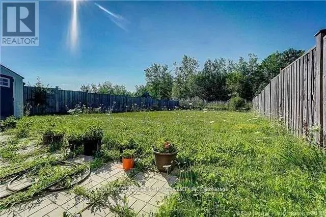 MAIN & 2ND FLOOR - 28 MEANDERING TRAIL E