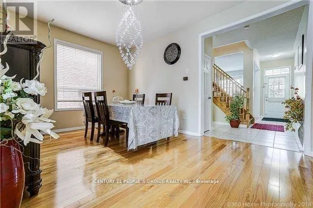 MAIN & 2ND FLOOR - 28 MEANDERING TRAIL E