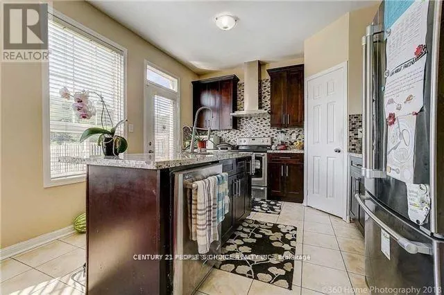 MAIN & 2ND FLOOR - 28 MEANDERING TRAIL E