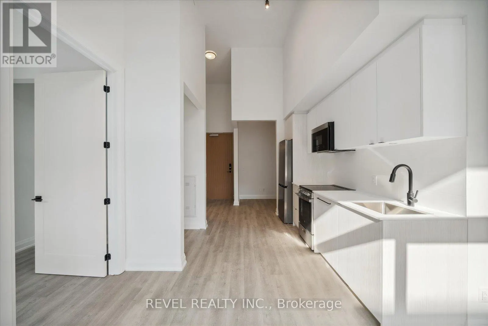 102 - 2369 DANFORTH AVENUE