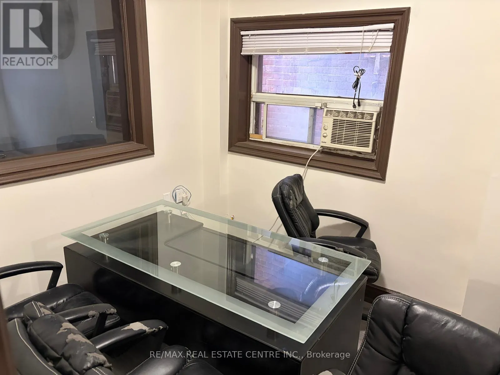 OFFICES - 3280 DANFORTH AVENUE