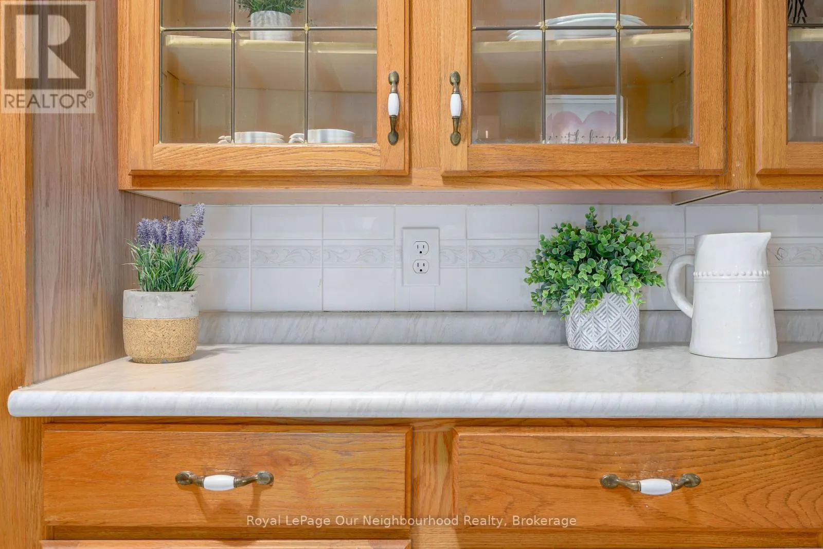 221 LIBERTY STREET N