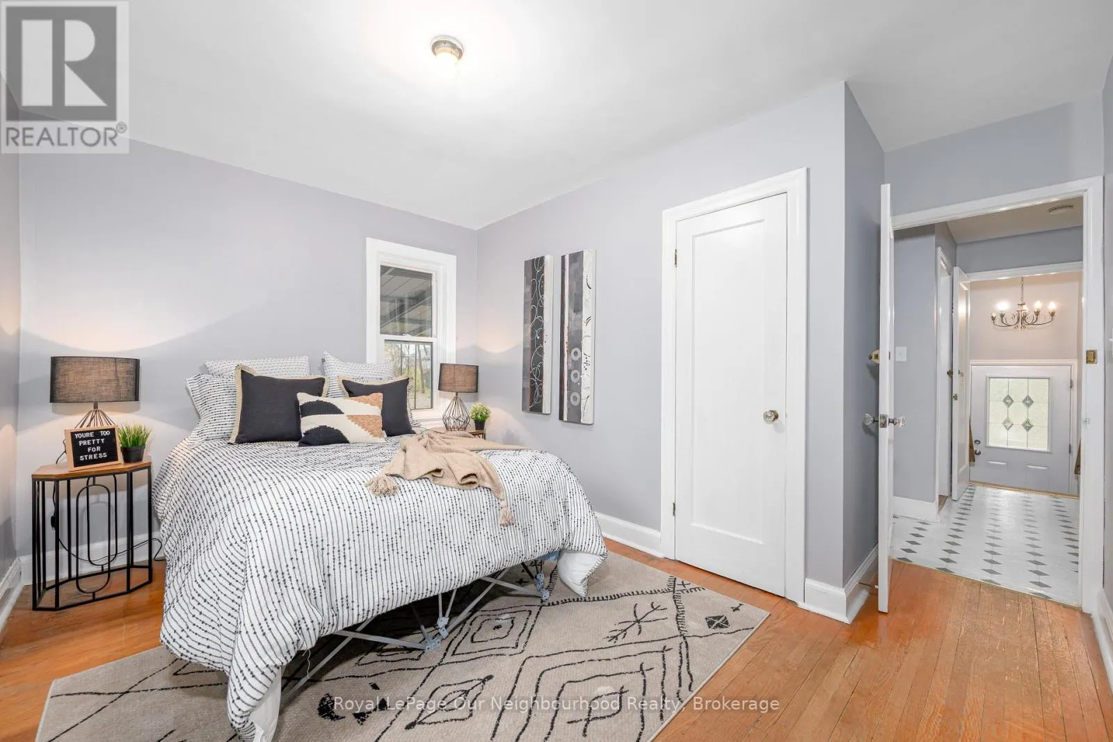 221 LIBERTY STREET N