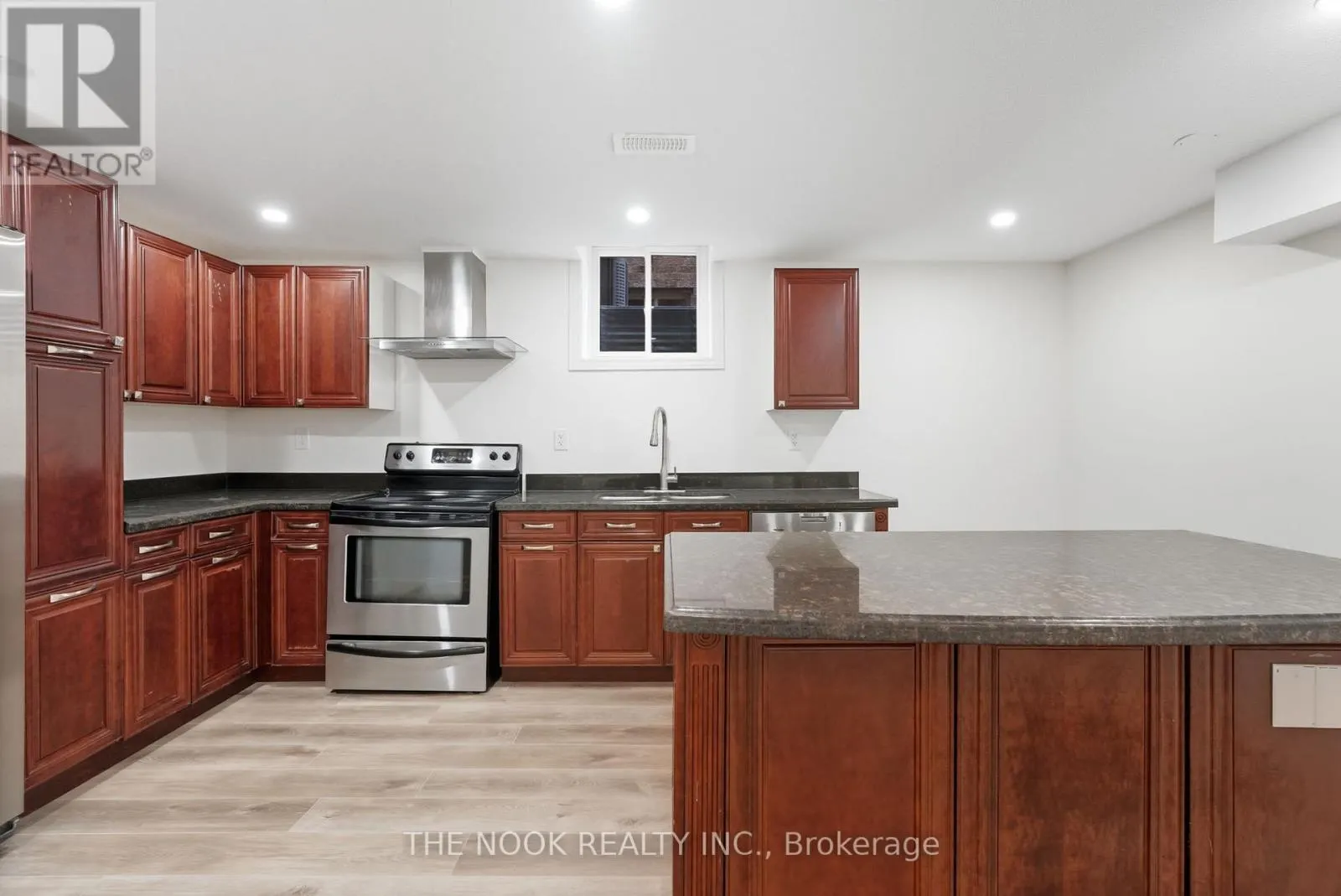 BSMNT - 1941 LYDIA CRESCENT, #BSMNT