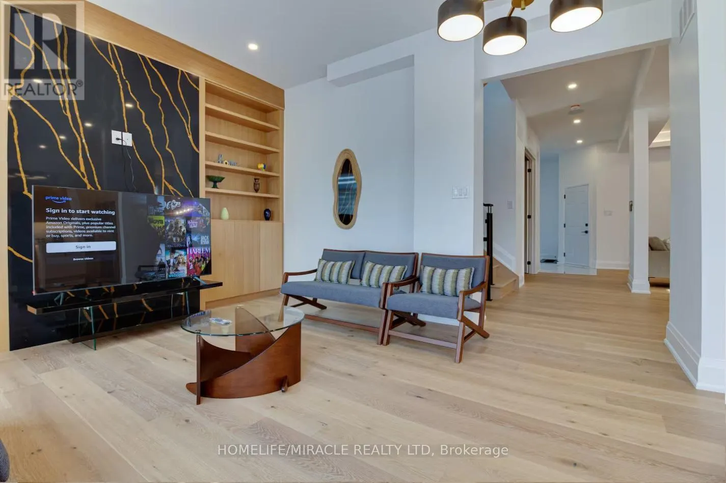 10 STAMFORD SQUARE S