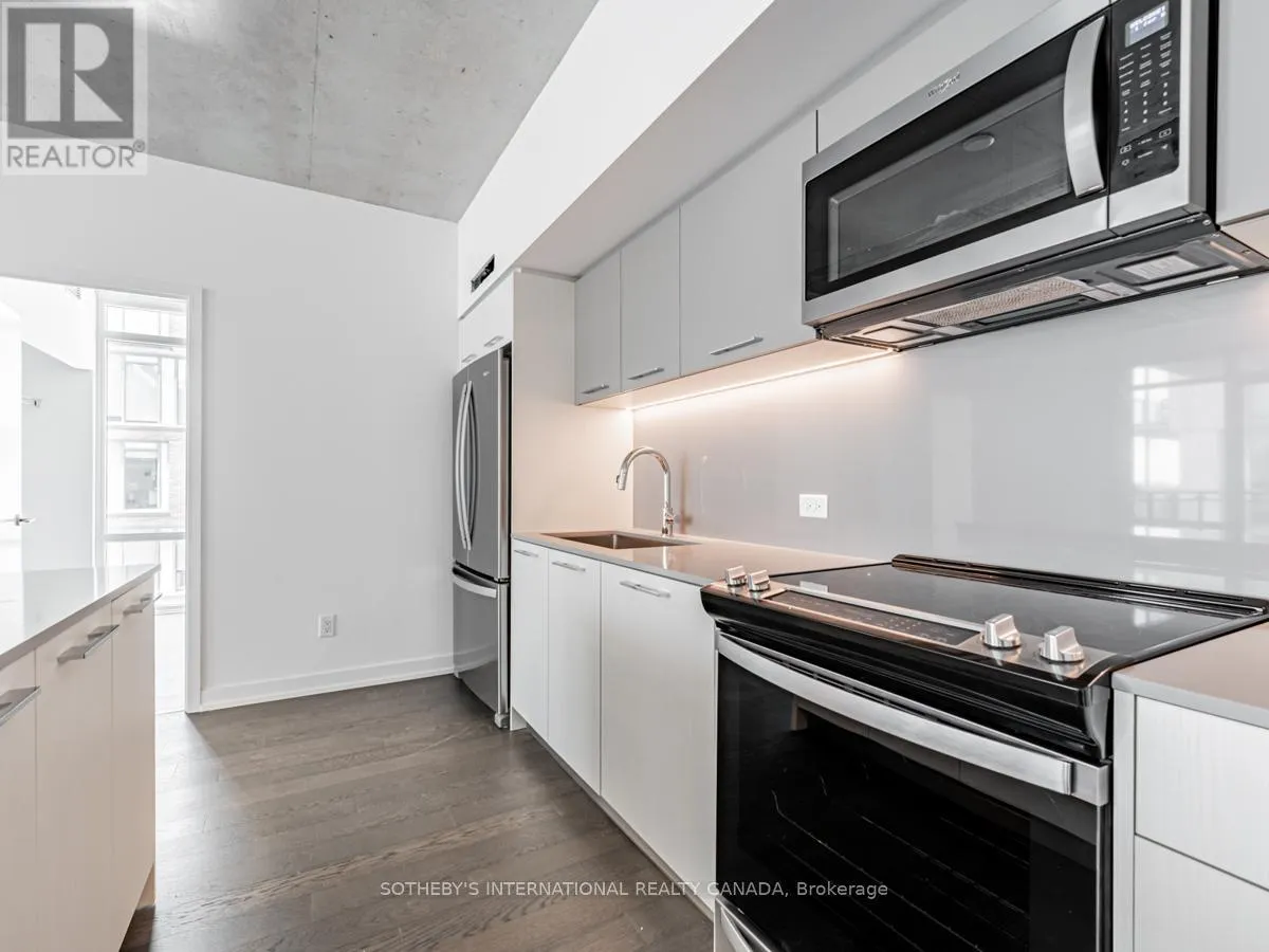 302 - 45 BASEBALL PLACE