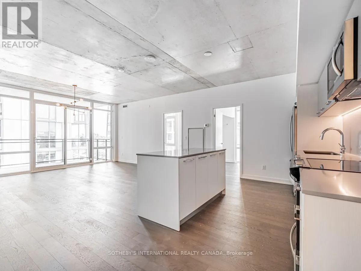 302 - 45 BASEBALL PLACE