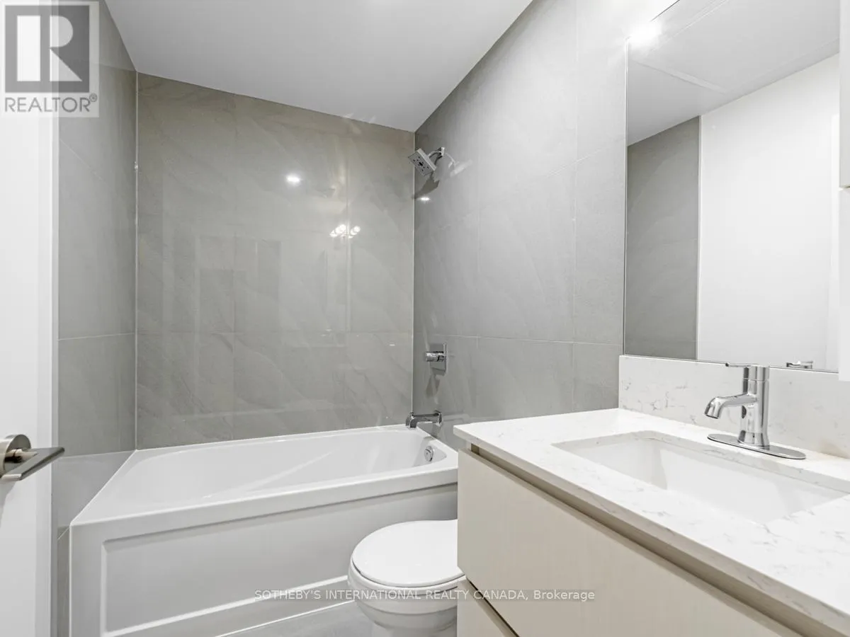 302 - 45 BASEBALL PLACE