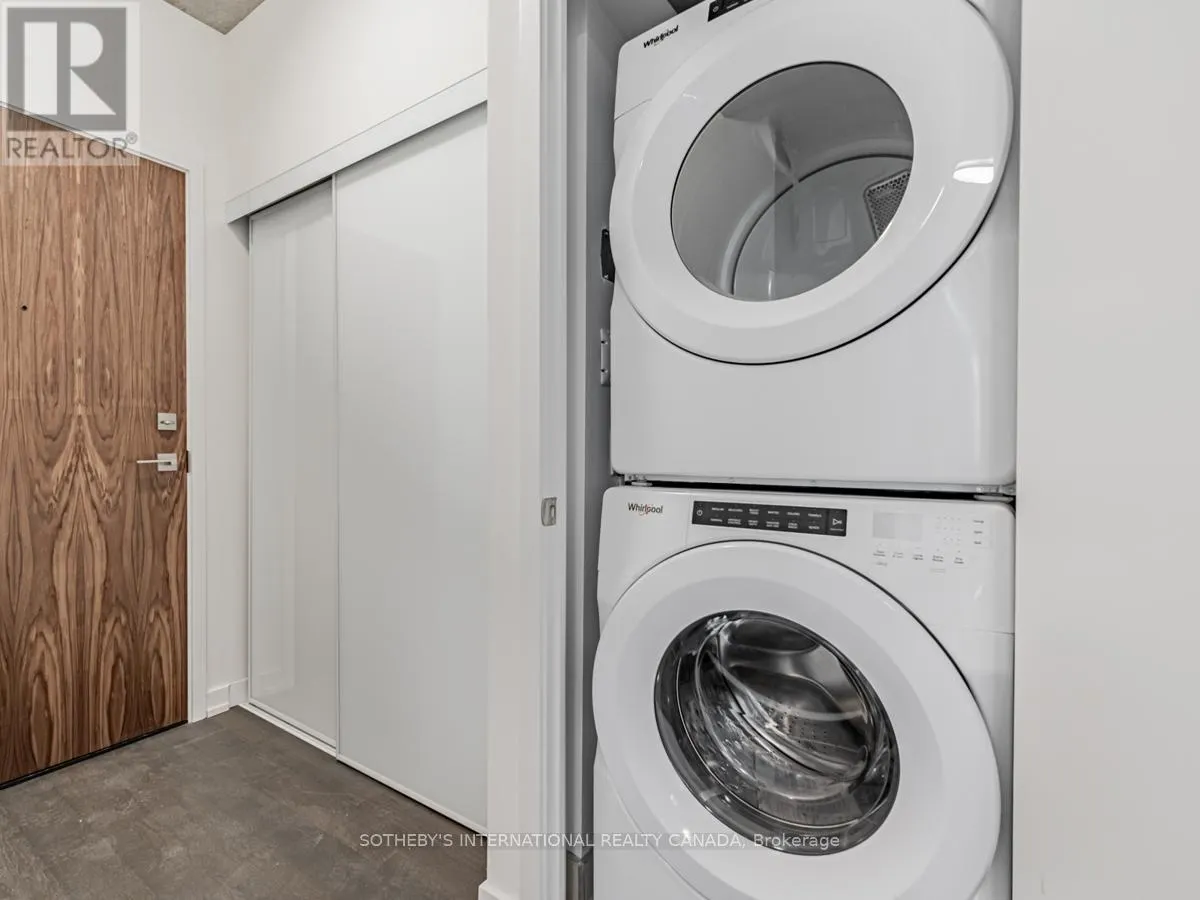 302 - 45 BASEBALL PLACE