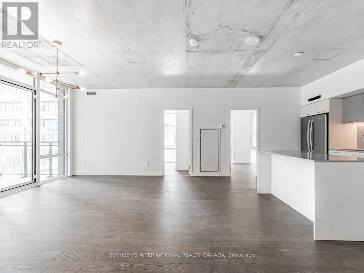 302 - 45 BASEBALL PLACE