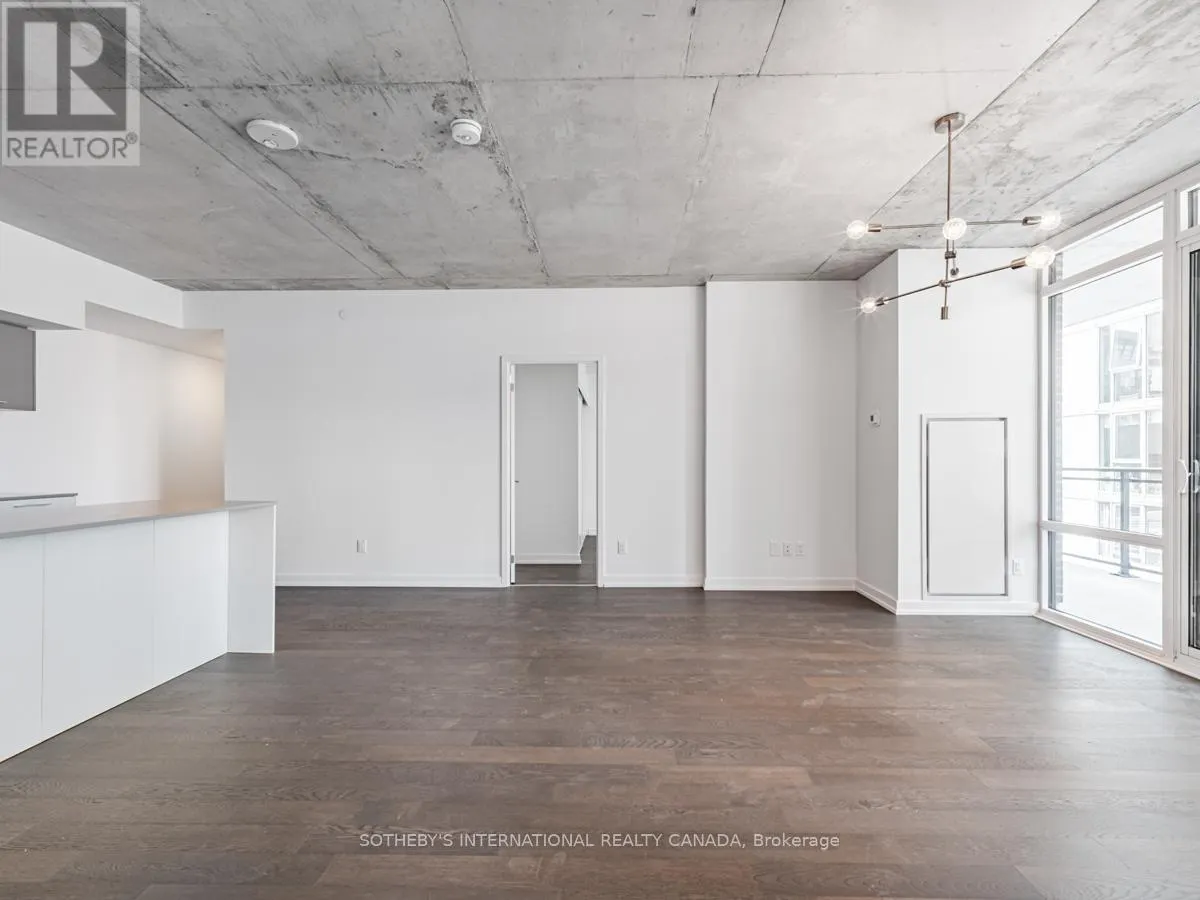 302 - 45 BASEBALL PLACE