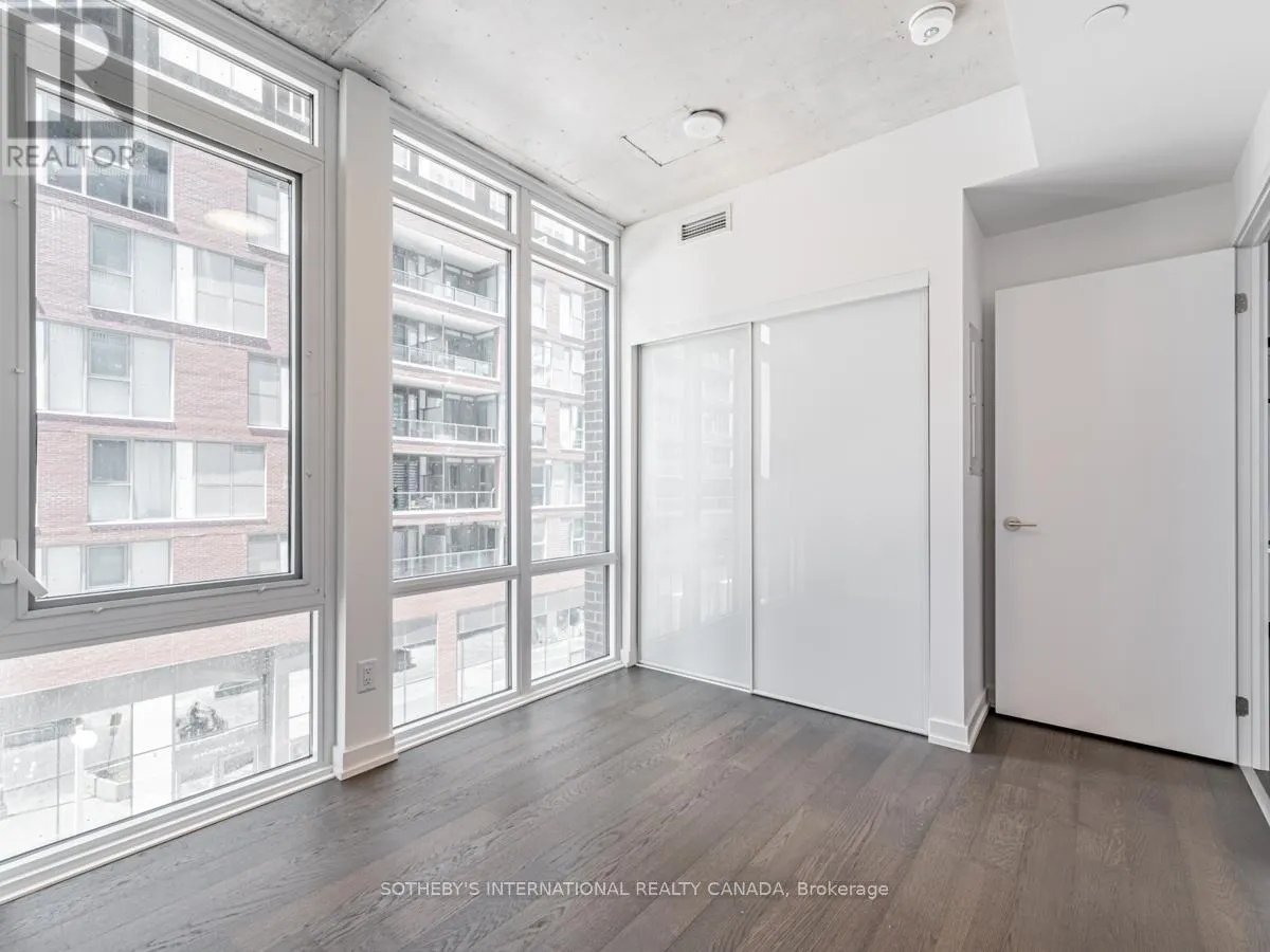 302 - 45 BASEBALL PLACE