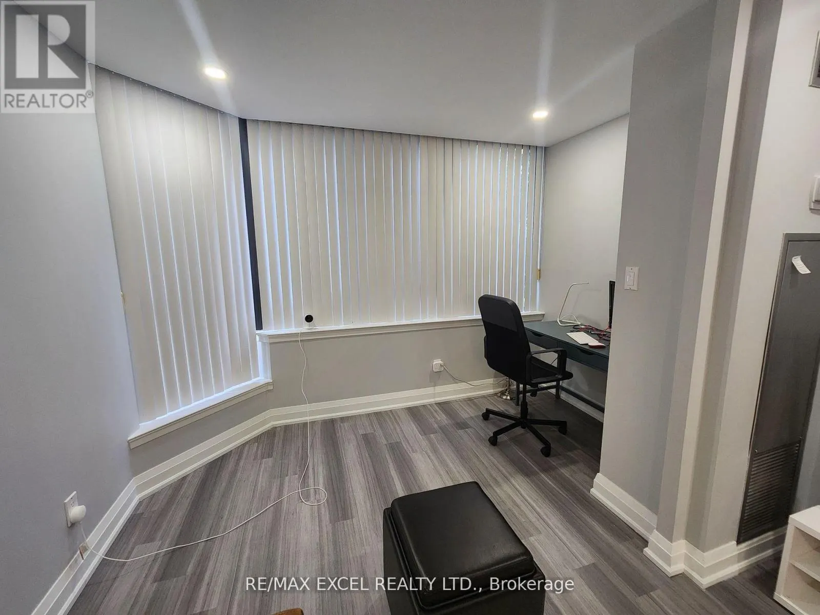 204 - 55 BAMBURGH CIRCLE