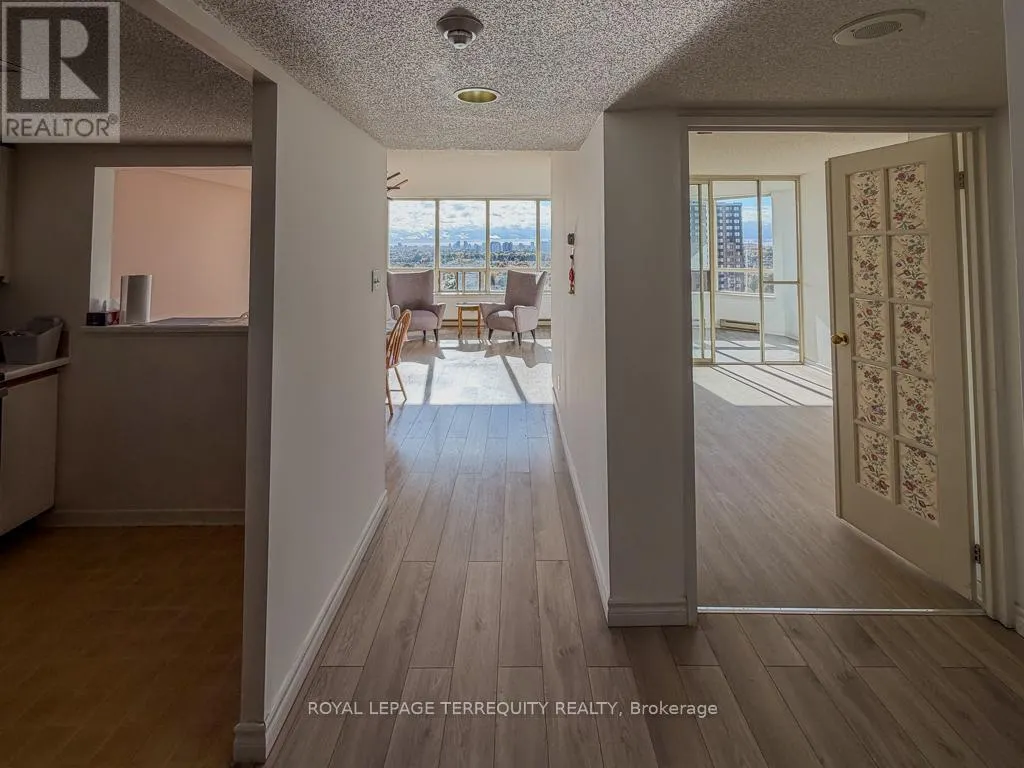 1513 - 150 ALTON TOWERS CIRCLE