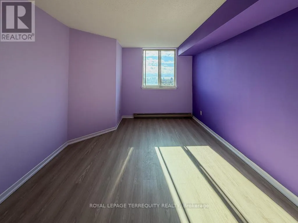 1513 - 150 ALTON TOWERS CIRCLE