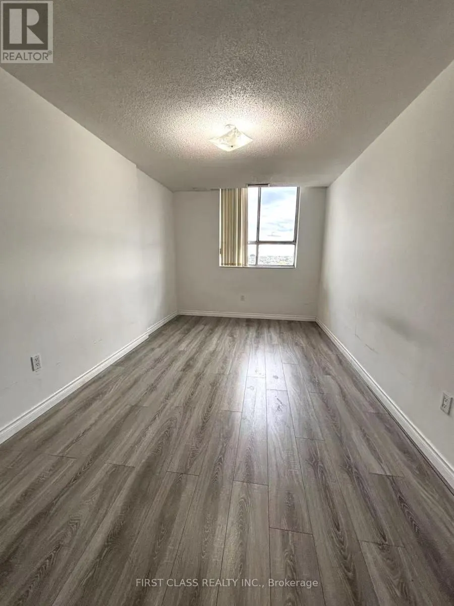 1412 - 10 STONEHILL COURT