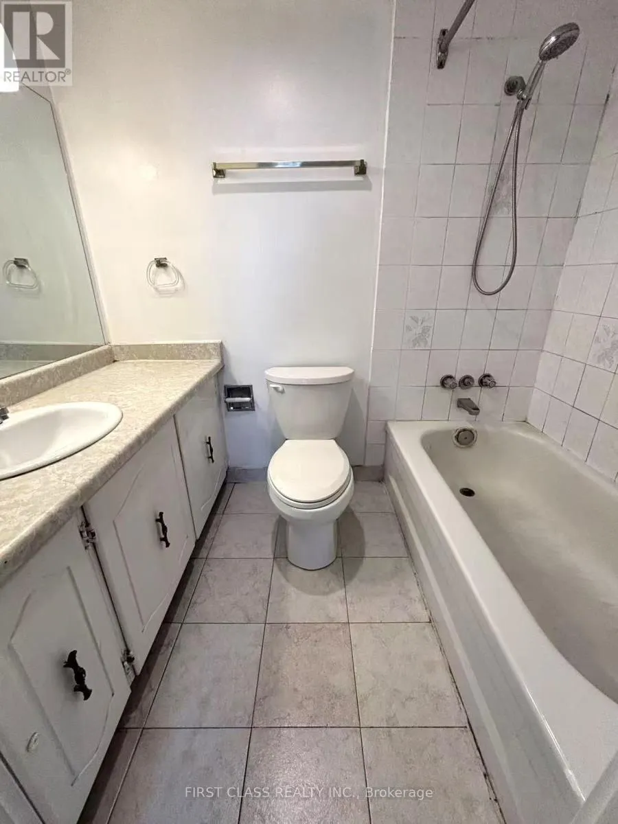 1412 - 10 STONEHILL COURT