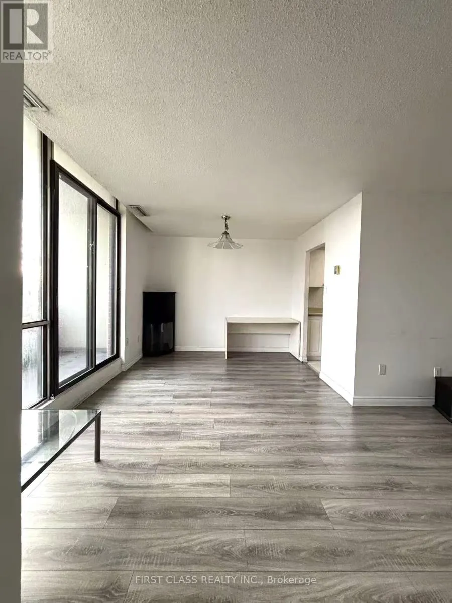 1412 - 10 STONEHILL COURT