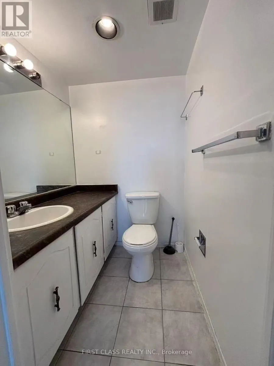 1412 - 10 STONEHILL COURT