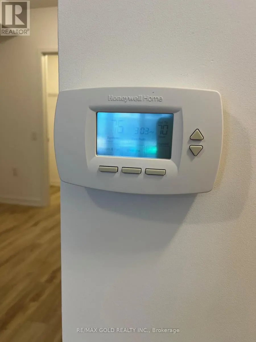 220 - 7439 KINGSTON ROAD