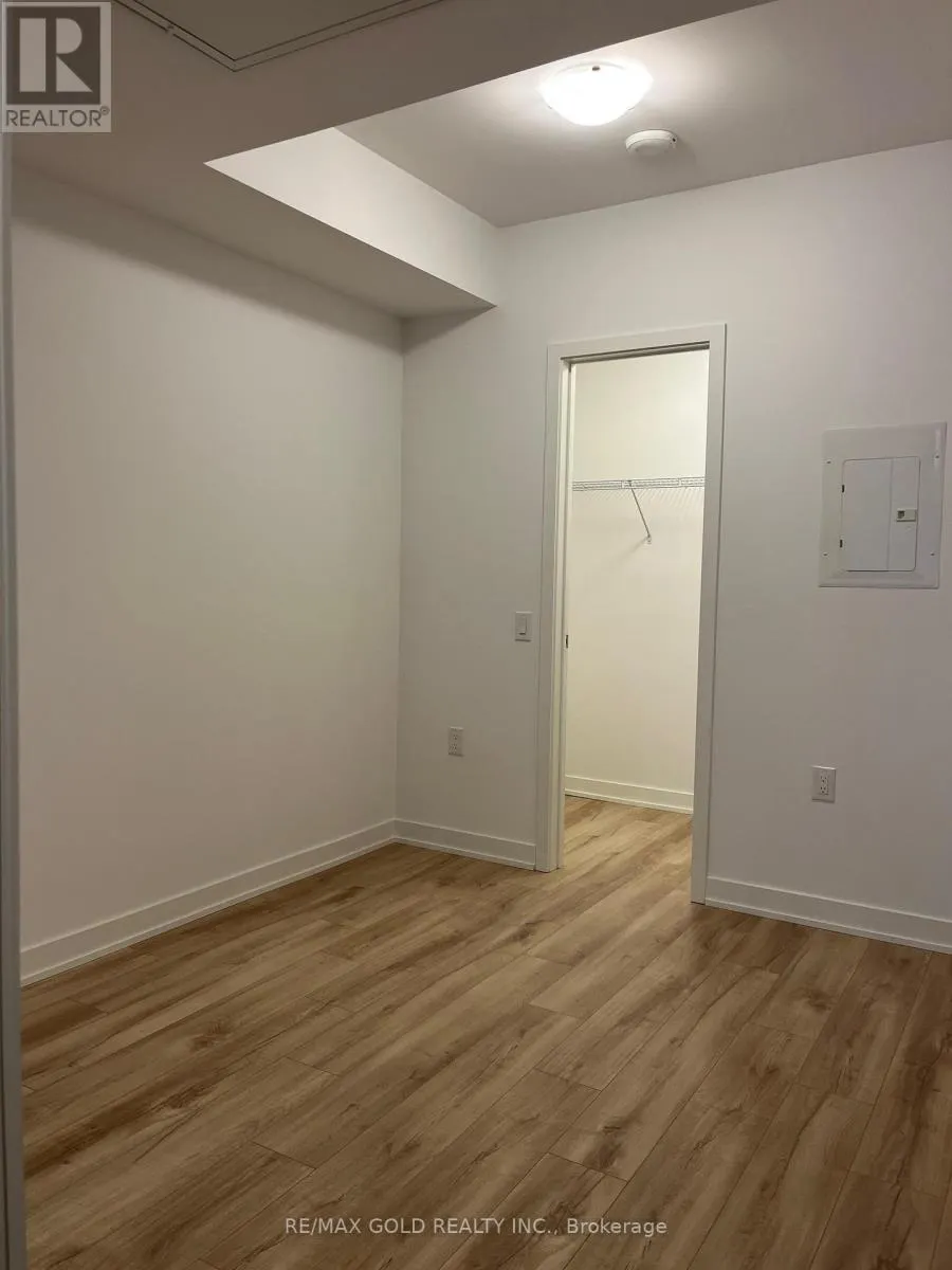 220 - 7439 KINGSTON ROAD