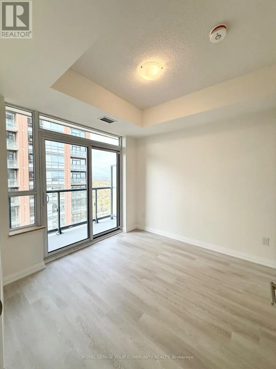 2525 - 3270 SHEPPARD AVENUE E