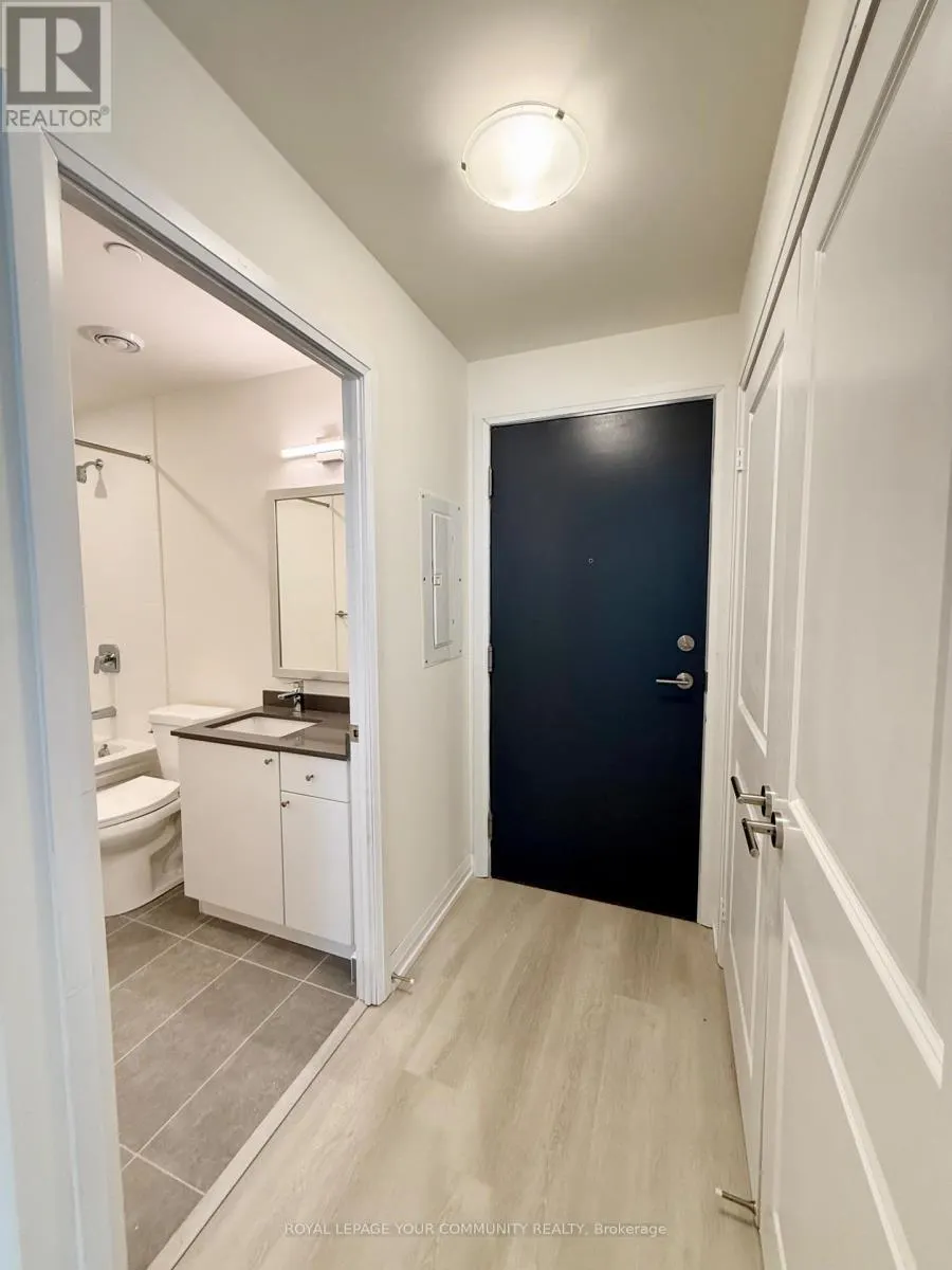 2525 - 3270 SHEPPARD AVENUE E