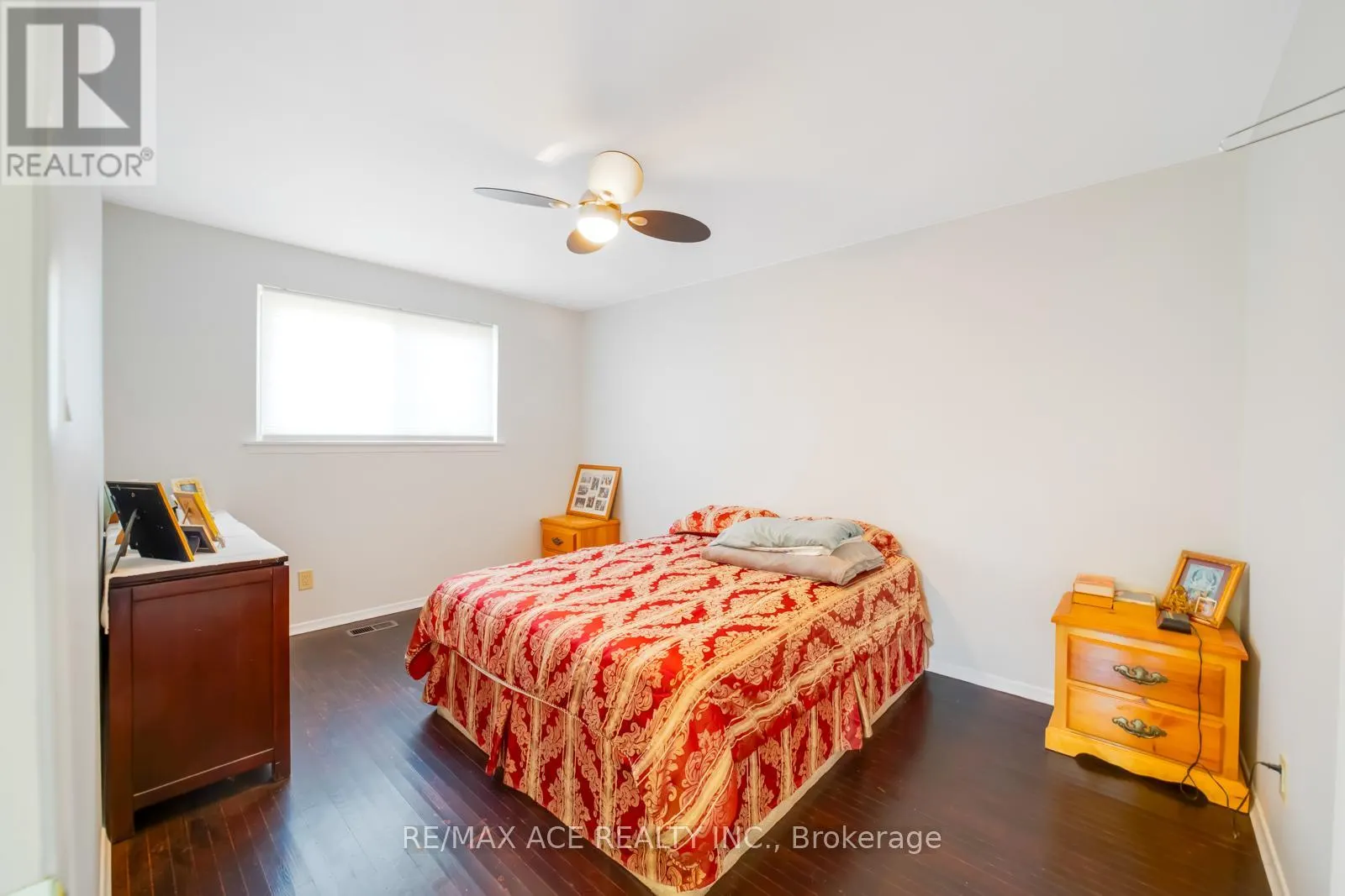 96 INVERGORDON AVENUE