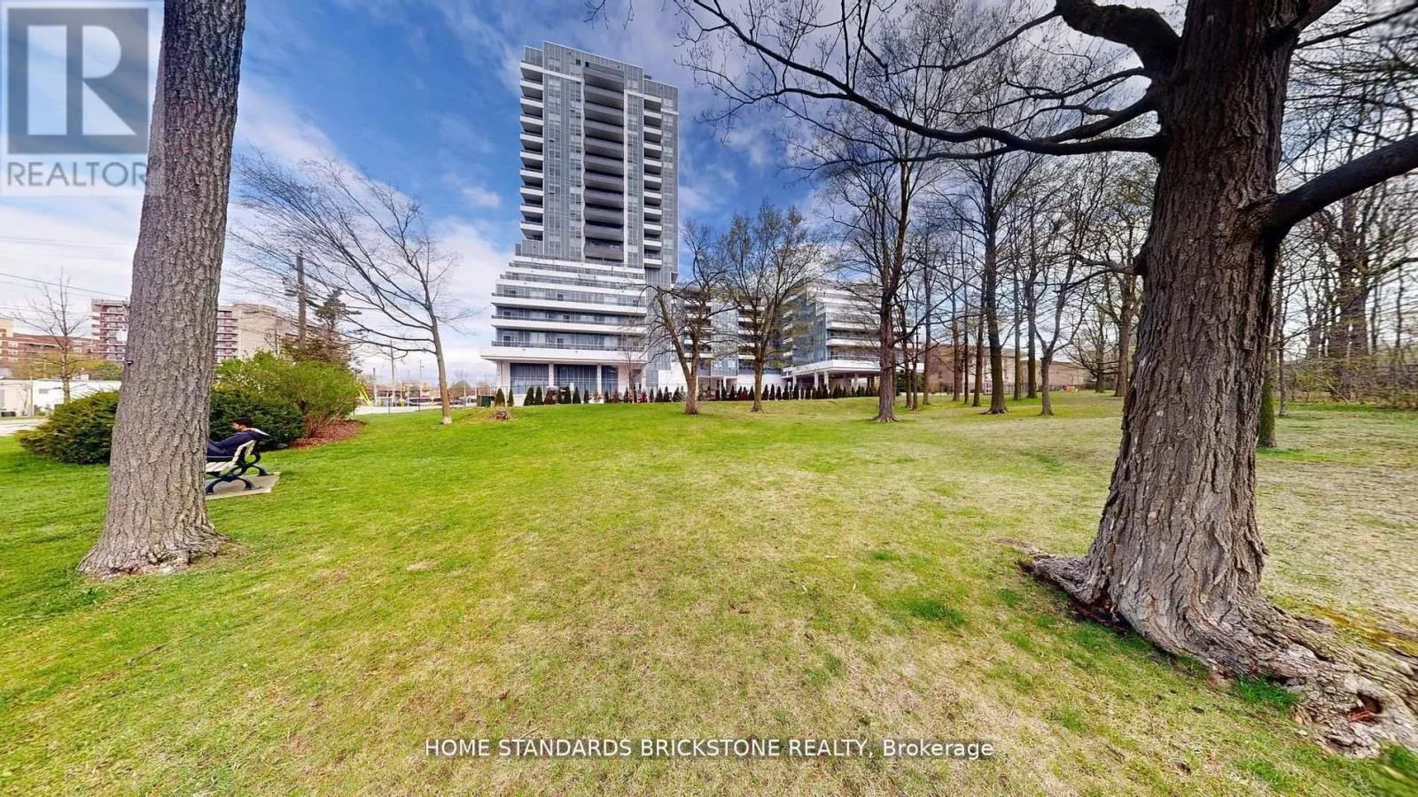 2005 - 3121 SHEPPARD AVENUE E