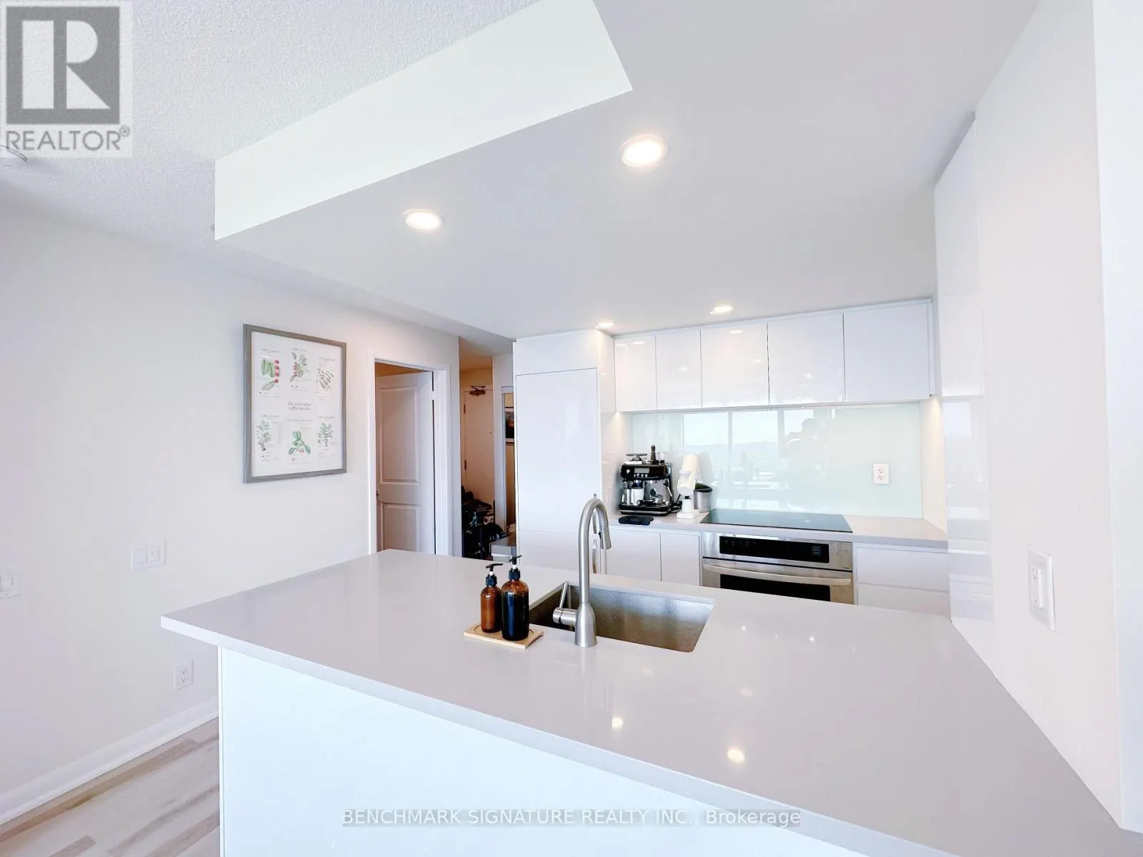 3007 - 190 BOROUGH DRIVE