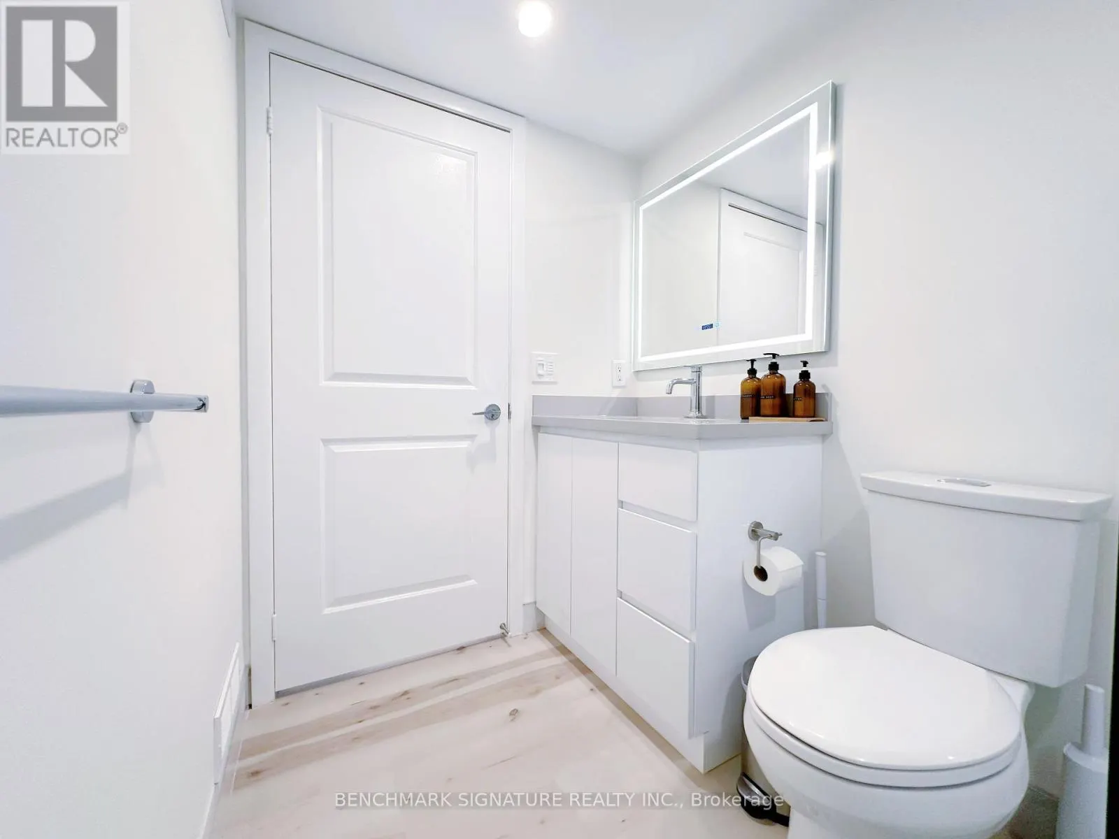 3007 - 190 BOROUGH DRIVE