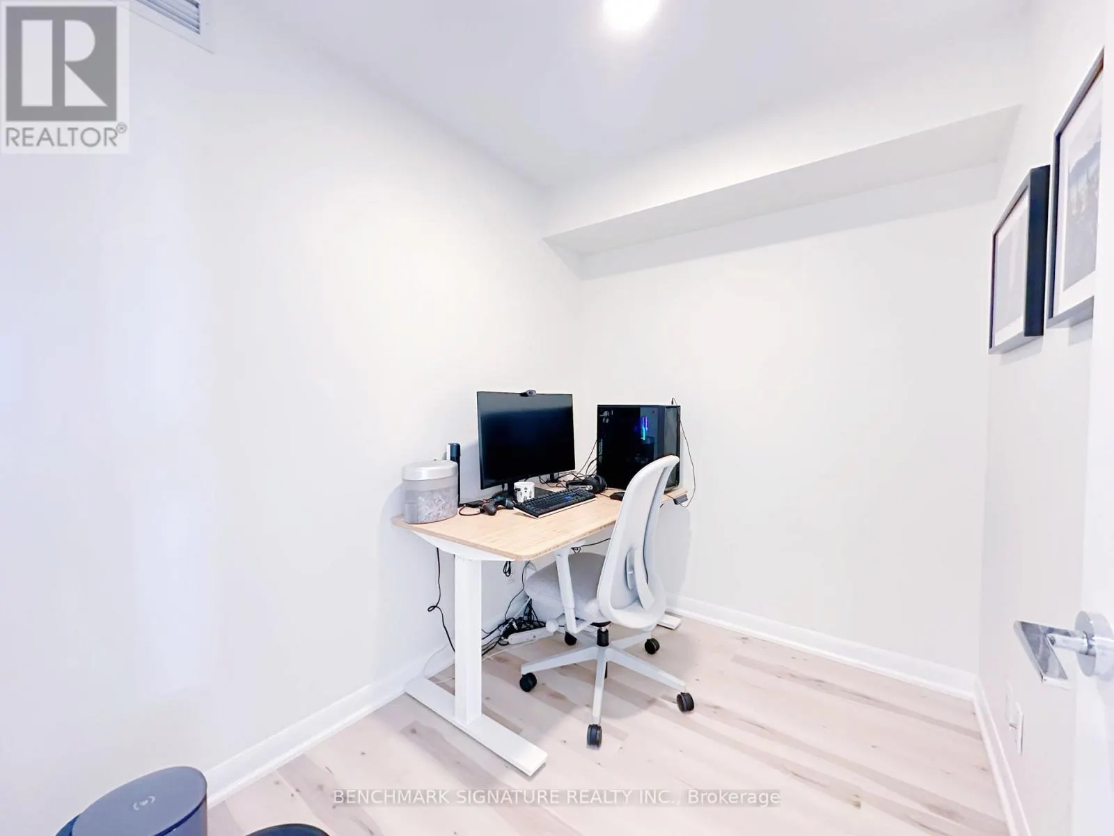 3007 - 190 BOROUGH DRIVE