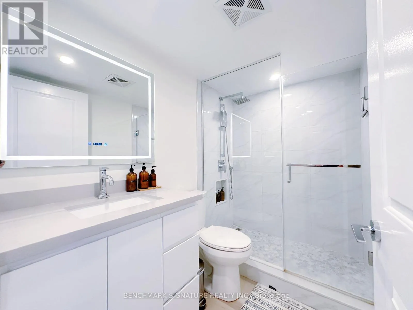 3007 - 190 BOROUGH DRIVE