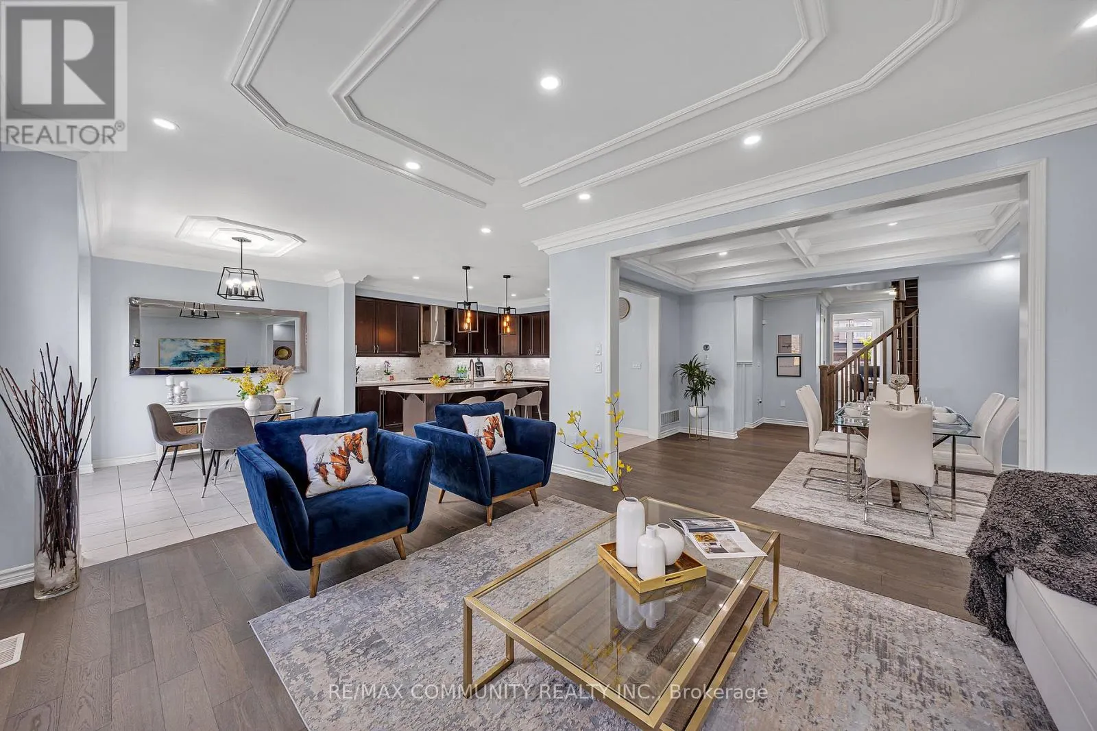 1055 FOXTAIL CRESCENT