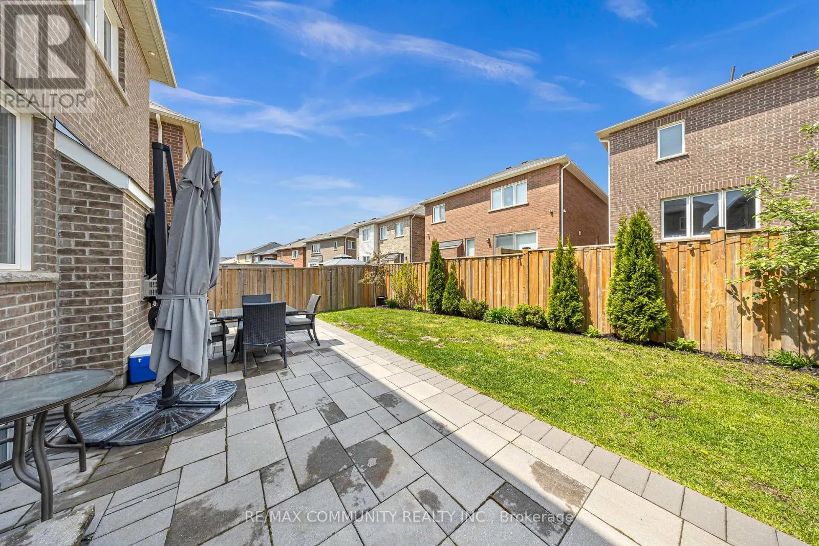 1055 FOXTAIL CRESCENT