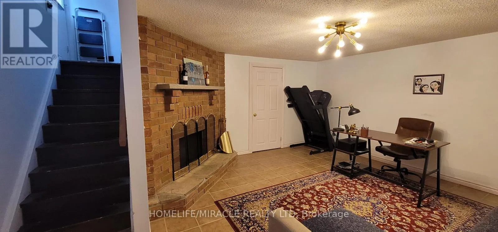 1312 CHERRYDOWN DRIVE