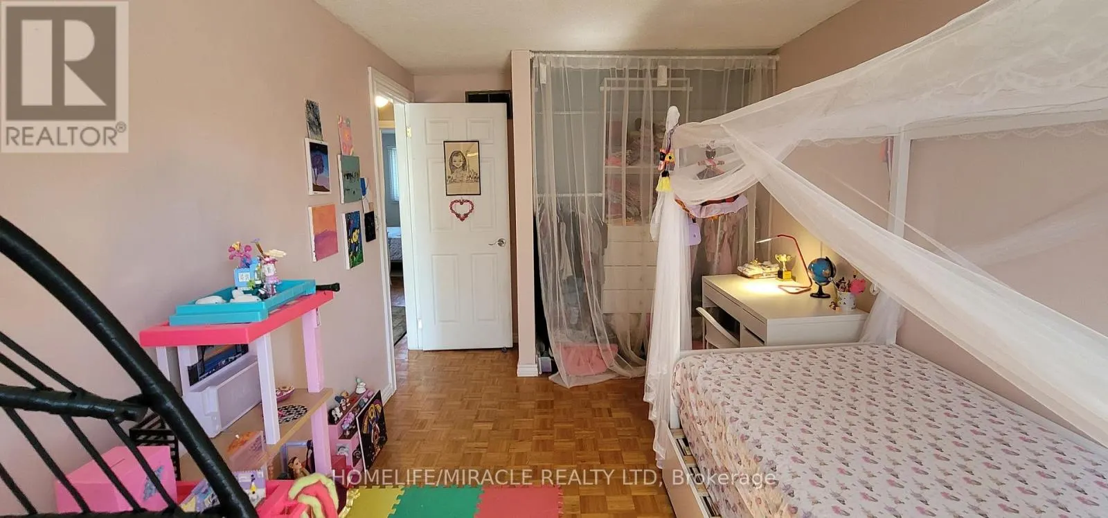 1312 CHERRYDOWN DRIVE