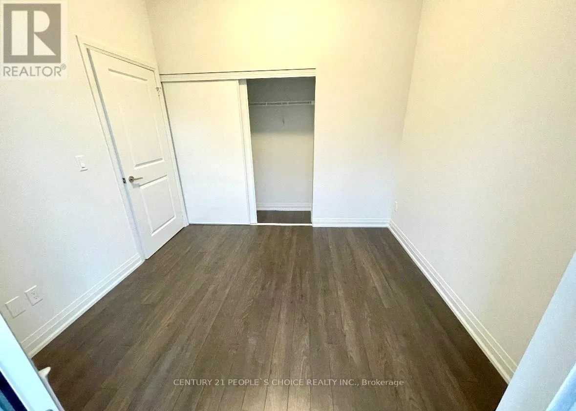 102 - 10 MEADOWGLEN PLACE