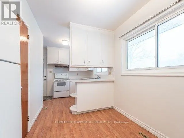 427 FAIRLEIGH AVENUE