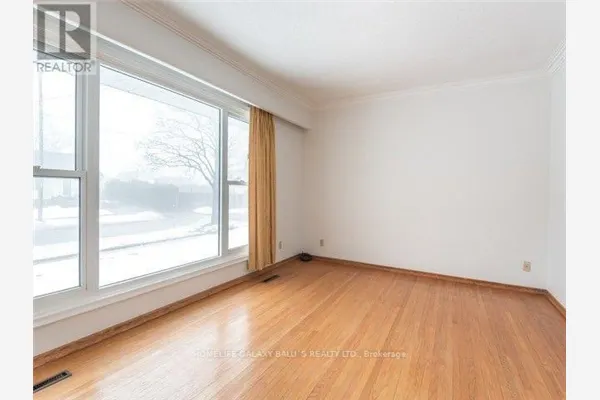 427 FAIRLEIGH AVENUE