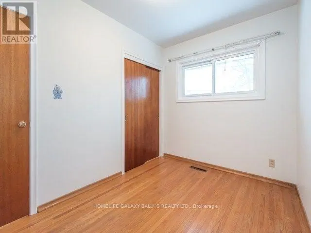 427 FAIRLEIGH AVENUE