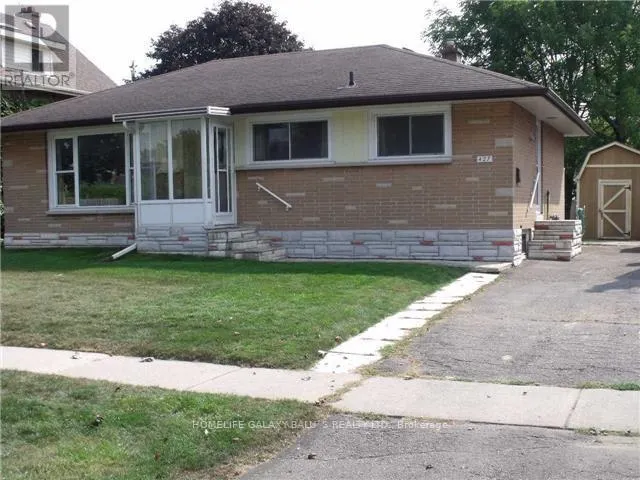 427 FAIRLEIGH AVENUE