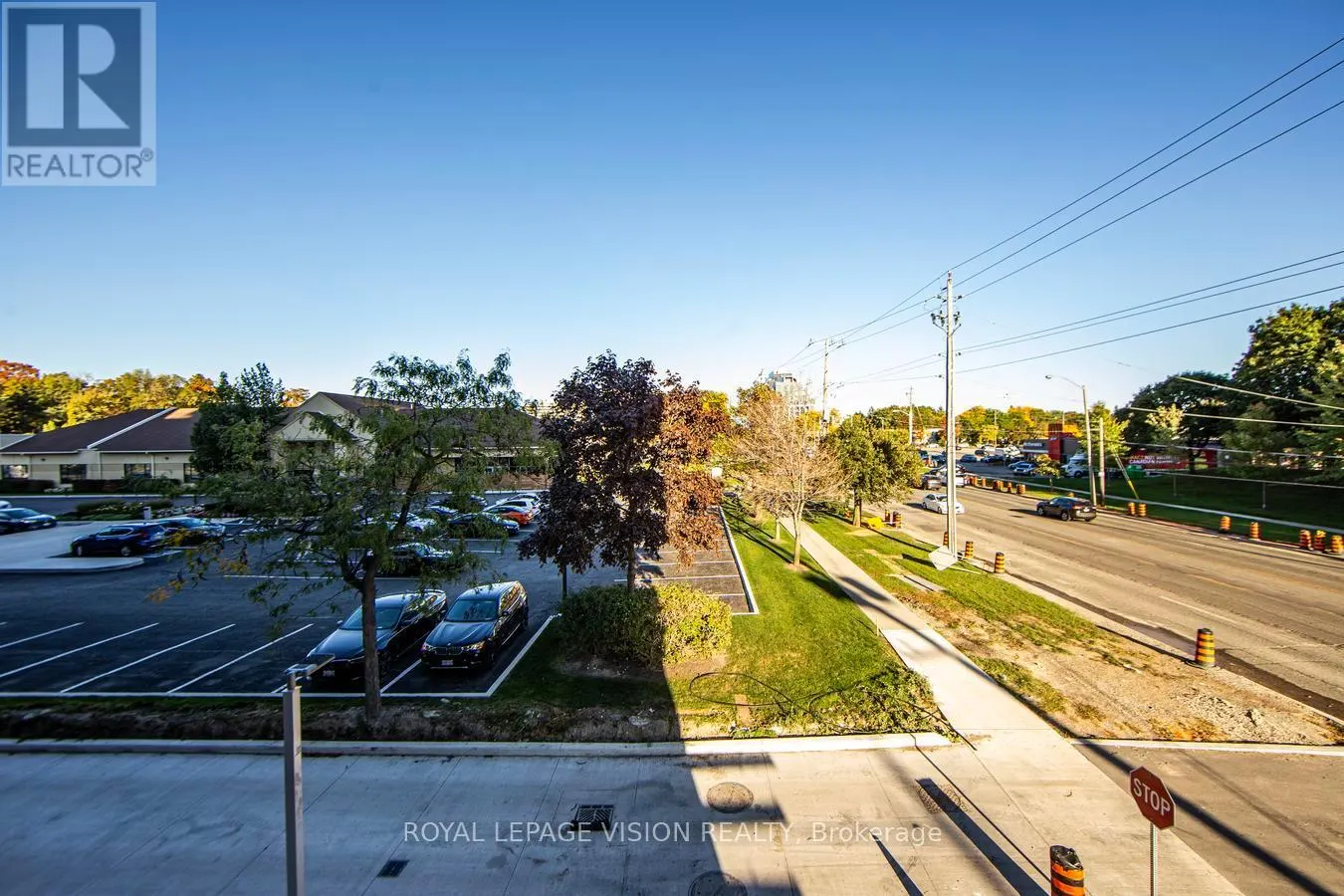 222 - 3270 SHEPPARD AVENUE E