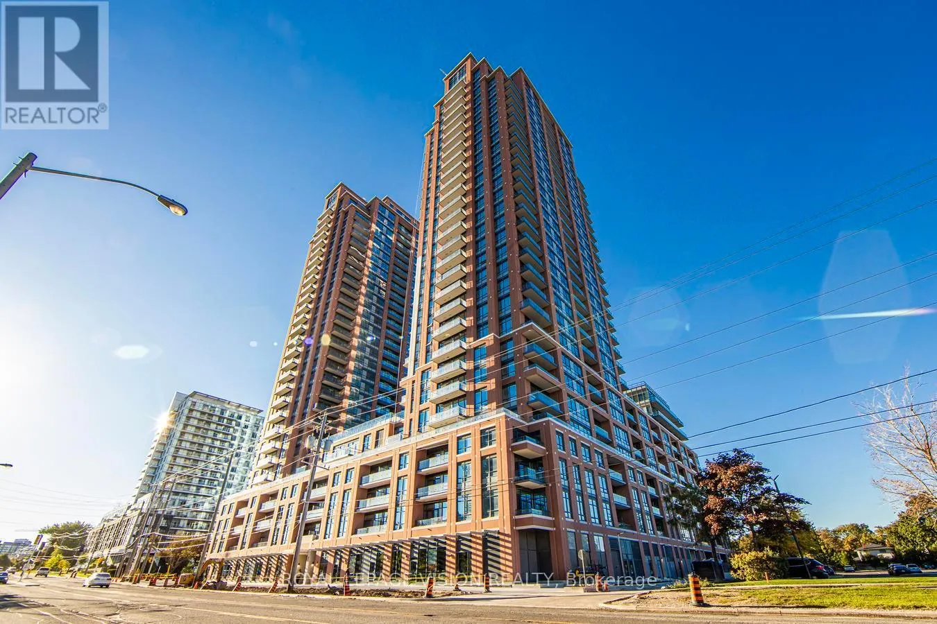 222 - 3270 SHEPPARD AVENUE E