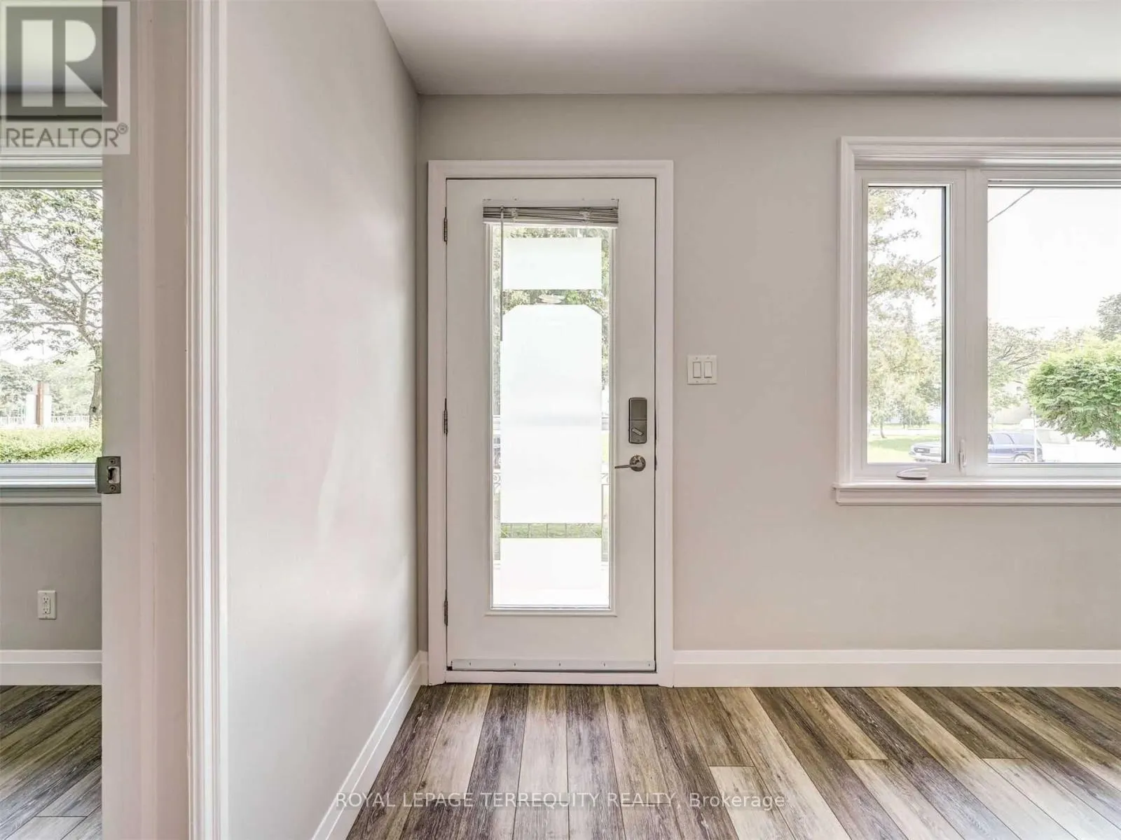 MAIN - 822 DOUGLAS STREET