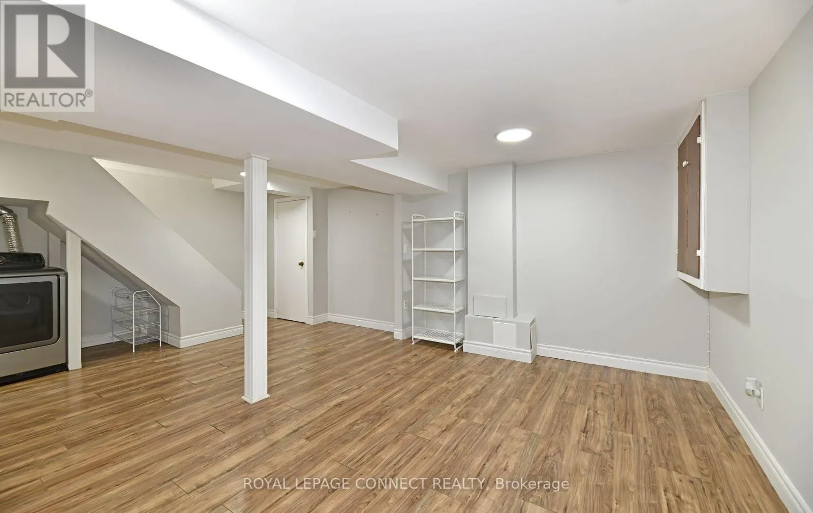 B - 36 PLUMRIDGE COURT