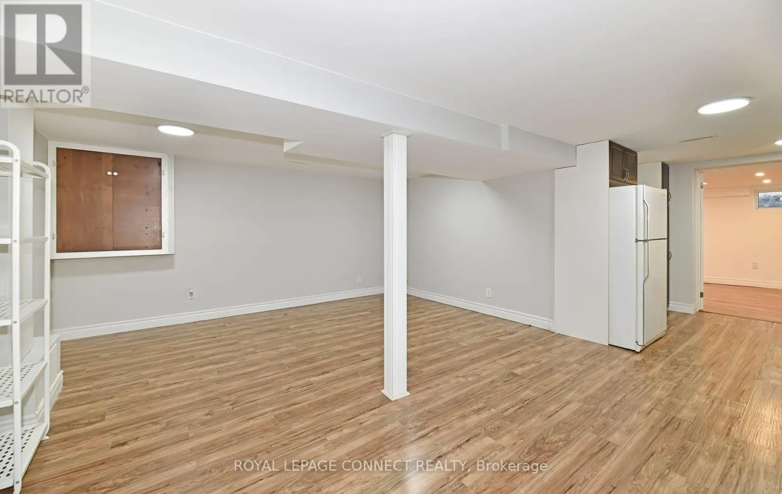 B - 36 PLUMRIDGE COURT