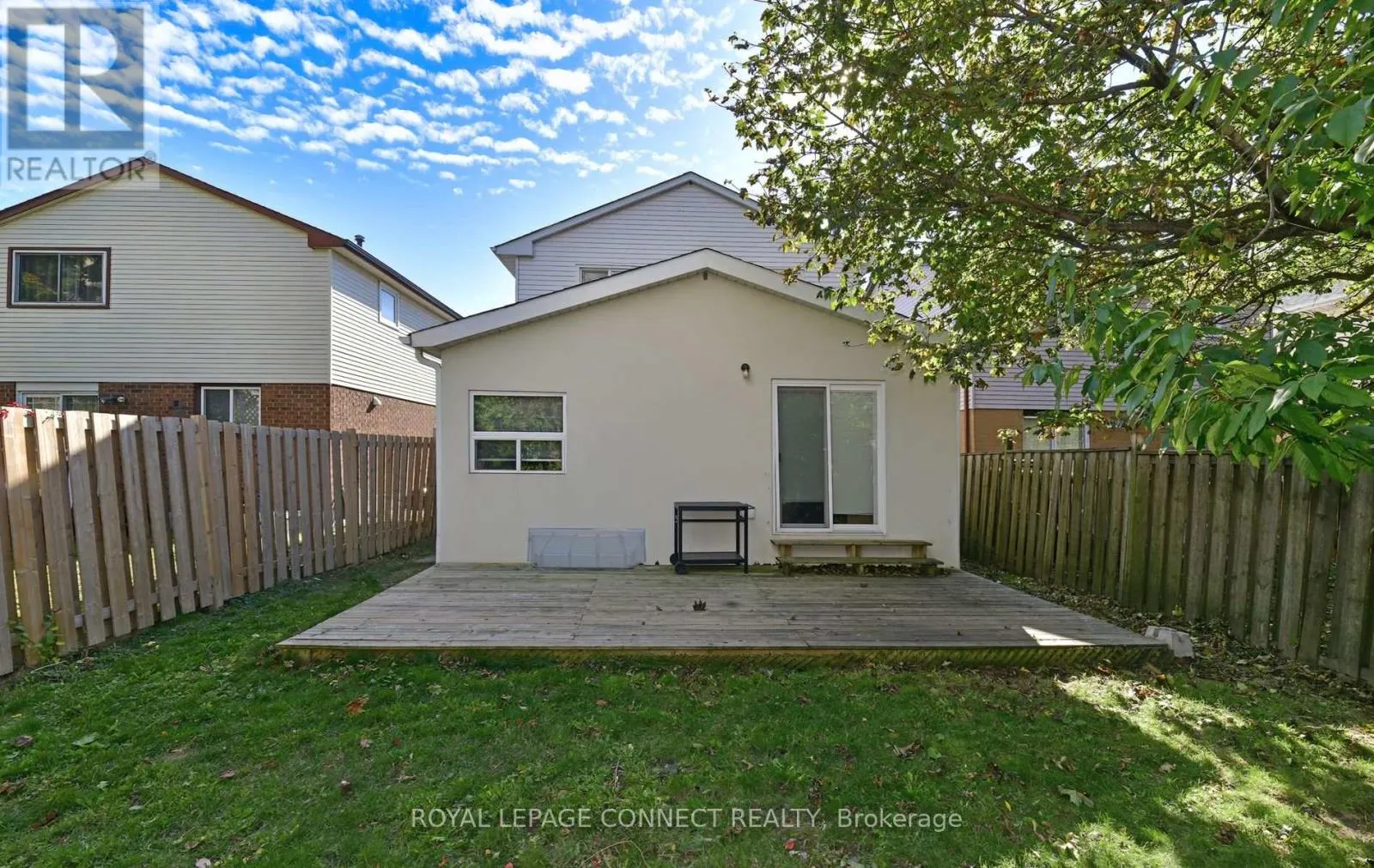 B - 36 PLUMRIDGE COURT