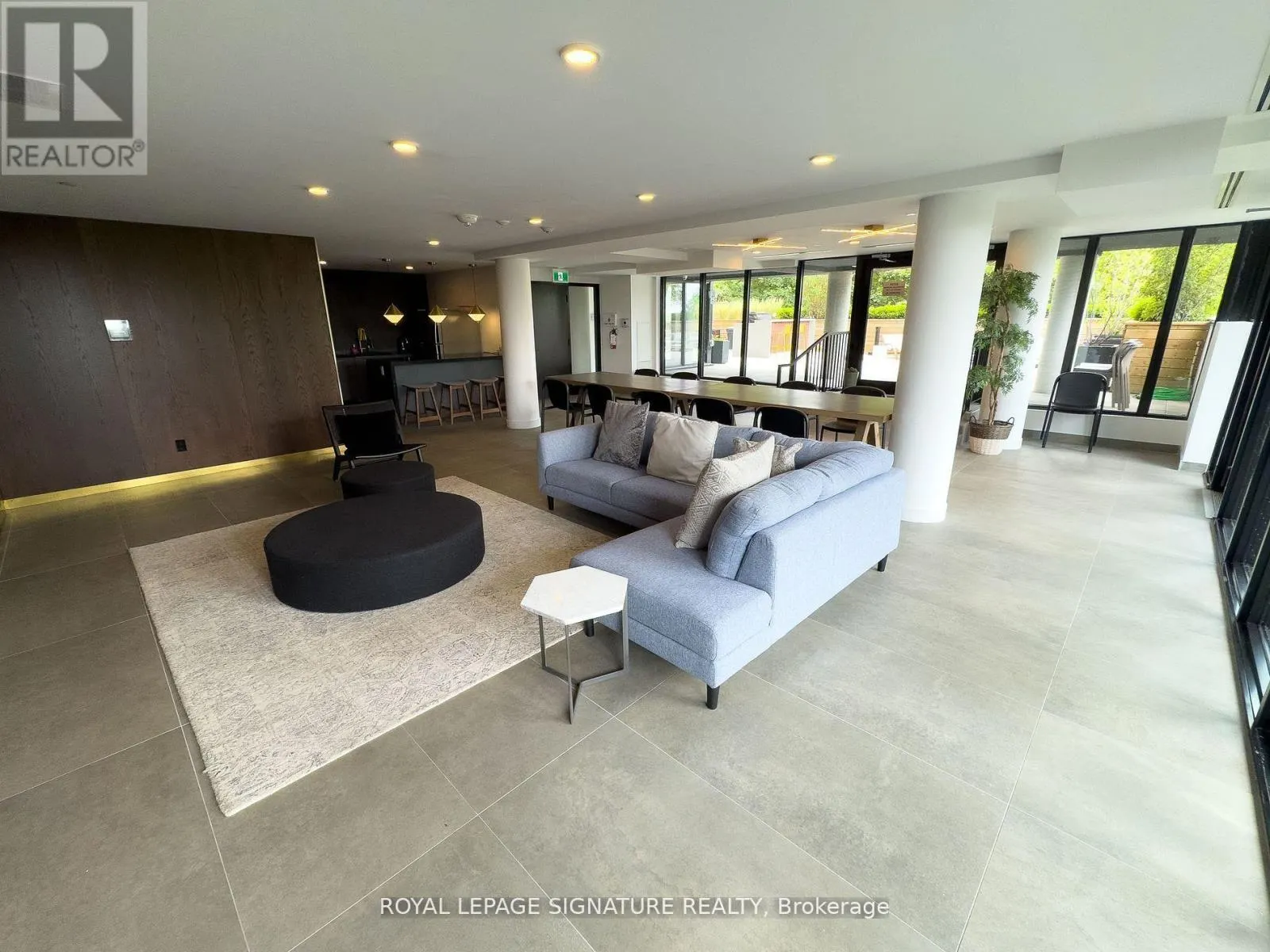 905 - 2799 KINGSTON ROAD