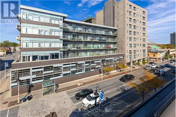 707 - 44 BOND STREET W